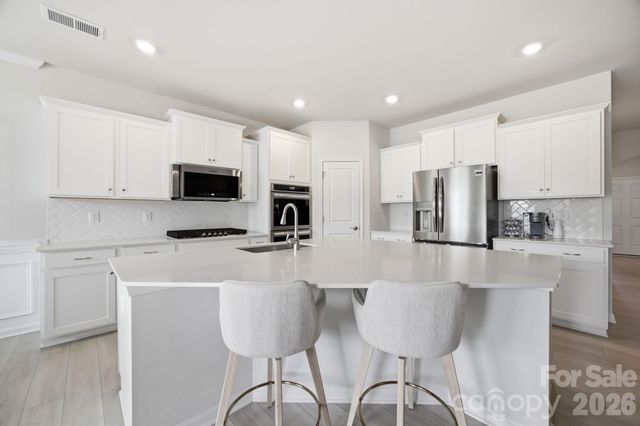 1125 Lookout Shoals Drive, Fort Mill, SC 29715