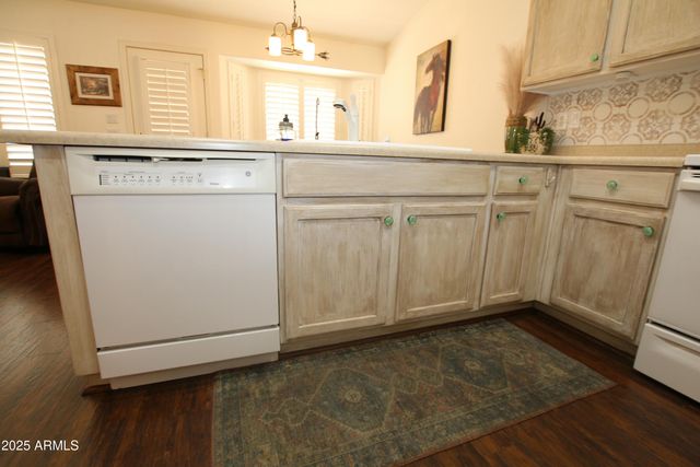 6390 S GRANITE Drive, Chandler, AZ 85249