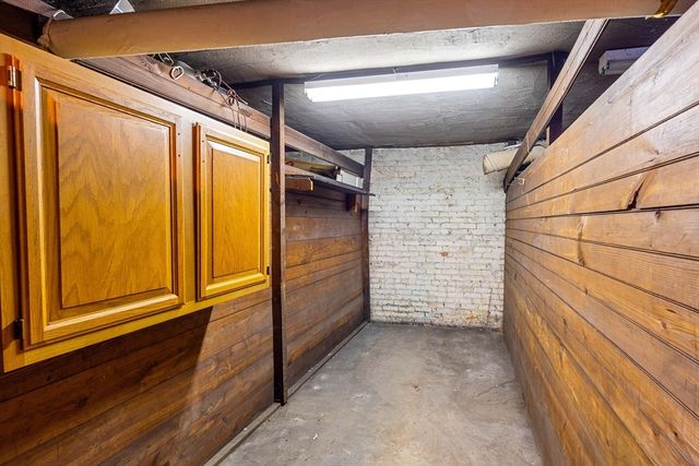 231 Rawson Rd 4, Brookline, MA 02445