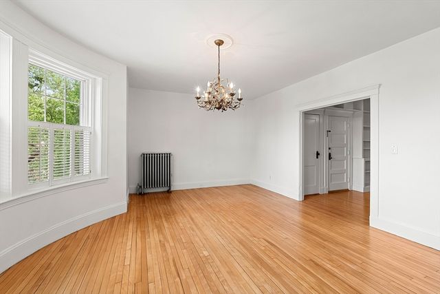 231 Rawson Rd 4, Brookline, MA 02445