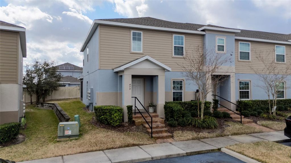 Image 1 of property listing at 454 ANNABELLE WAY, Davenport, FL 33837