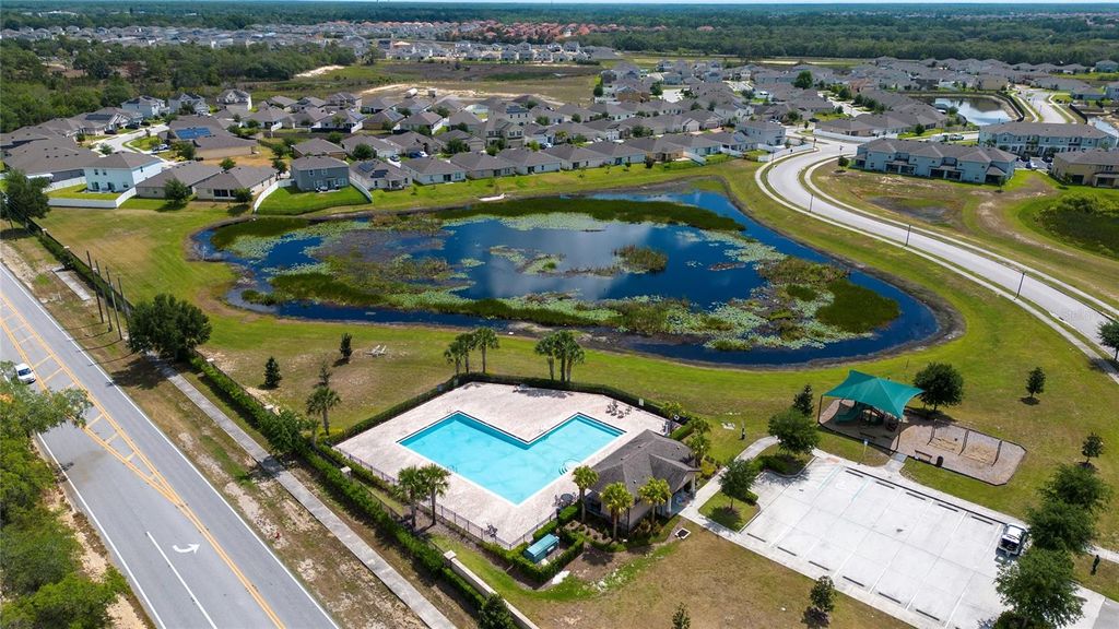 Image 34 of property listing at 454 ANNABELLE WAY, Davenport, FL 33837