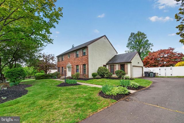 9 RENEE CIR, Richboro, PA 18954