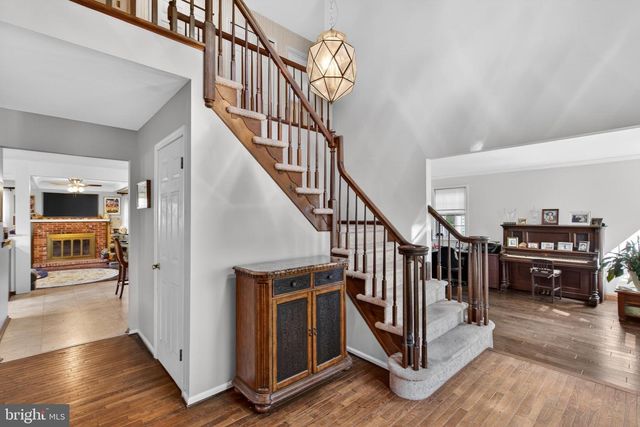 9 RENEE CIR, Richboro, PA 18954