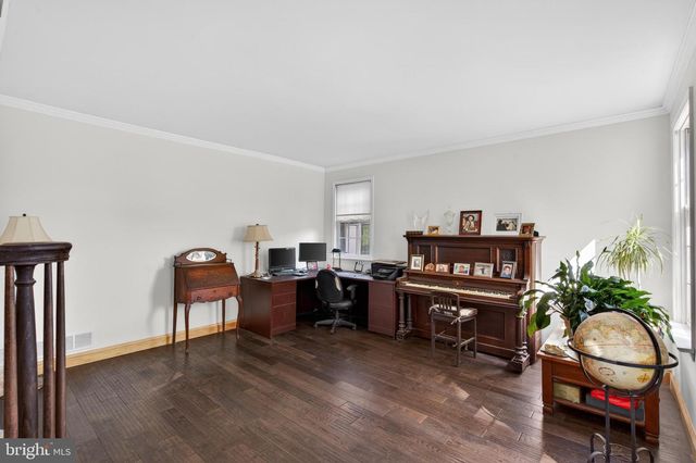 9 RENEE CIR, Richboro, PA 18954