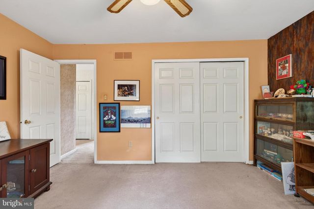 9 RENEE CIR, Richboro, PA 18954