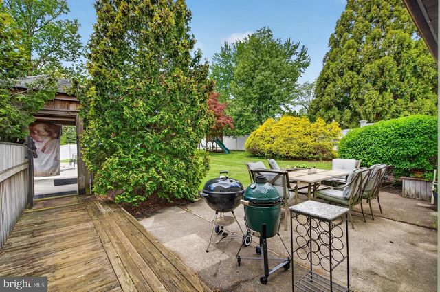 9 RENEE CIR, Richboro, PA 18954