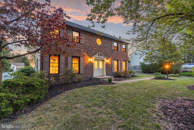 9 RENEE CIR, Richboro, PA 18954