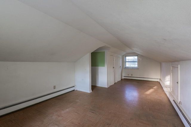 10019 N Cedarburg ROAD, Mequon, WI 53092