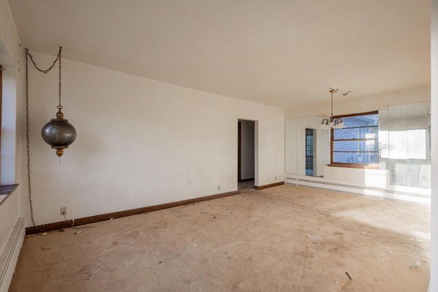 10019 N Cedarburg ROAD, Mequon, WI 53092