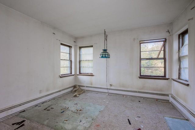 10019 N Cedarburg ROAD, Mequon, WI 53092