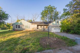 10019 N Cedarburg ROAD, Mequon, WI 53092