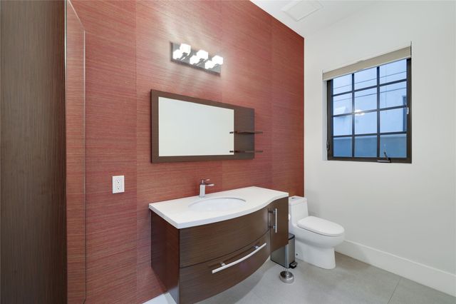 1404 SE 2nd Ct, Fort Lauderdale, FL 33301