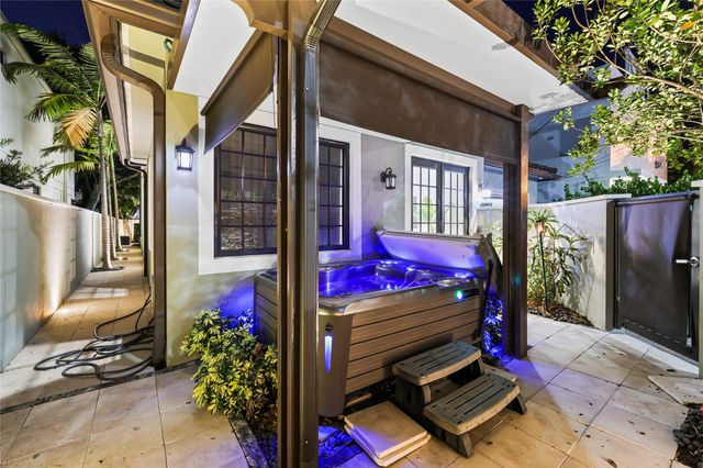 1404 SE 2nd Ct, Fort Lauderdale, FL 33301