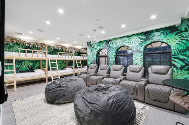 1404 SE 2nd Ct, Fort Lauderdale, FL 33301