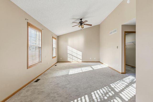 9980 Wildflower Drive, Eden Prairie, MN 55347
