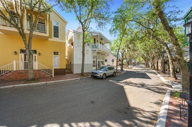 5213 SW 91ST TERRACE B, Gainesville, FL 32608
