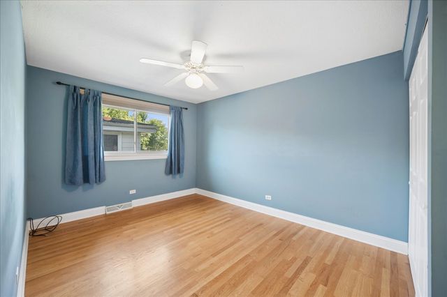 1746 Richfield Avenue, Highland Park, IL 60035