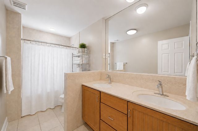 1746 Richfield Avenue, Highland Park, IL 60035