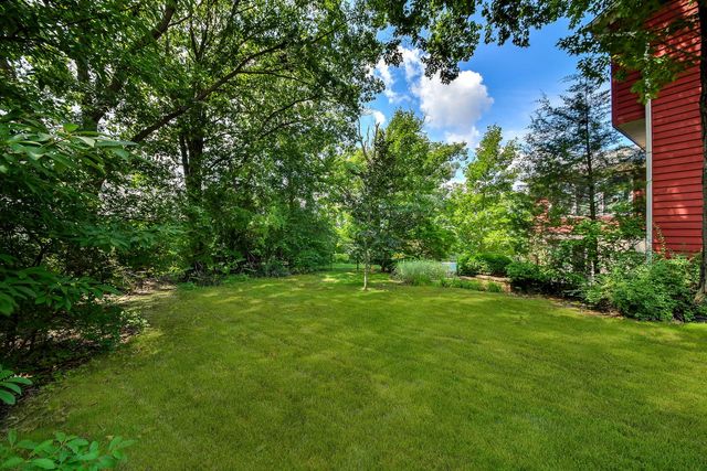 2230 Barger Court, Wheaton, IL 60189