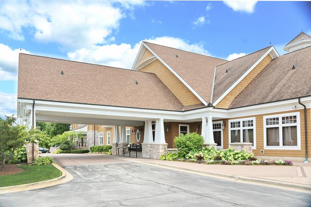 2230 Barger Court, Wheaton, IL 60189