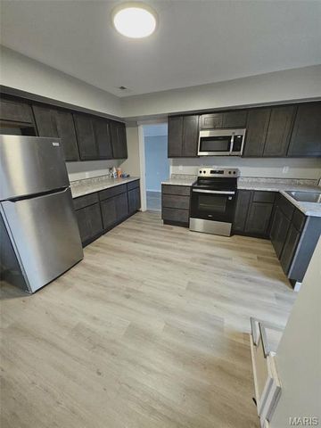 401 N Franklin Street, Farmington, MO 63640