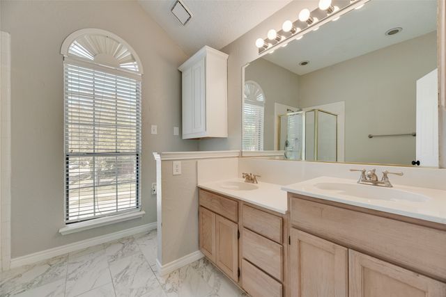 2437 Creekhaven Drive, Flower Mound, TX 75028