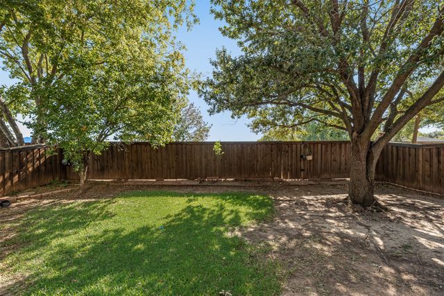 2437 Creekhaven Drive, Flower Mound, TX 75028