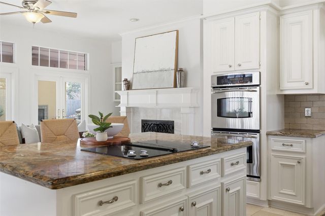 1918 Winter Knoll Way, Houston, TX 77062