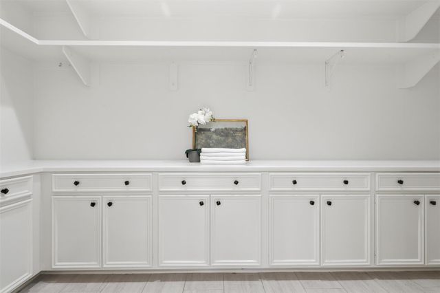 1918 Winter Knoll Way, Houston, TX 77062