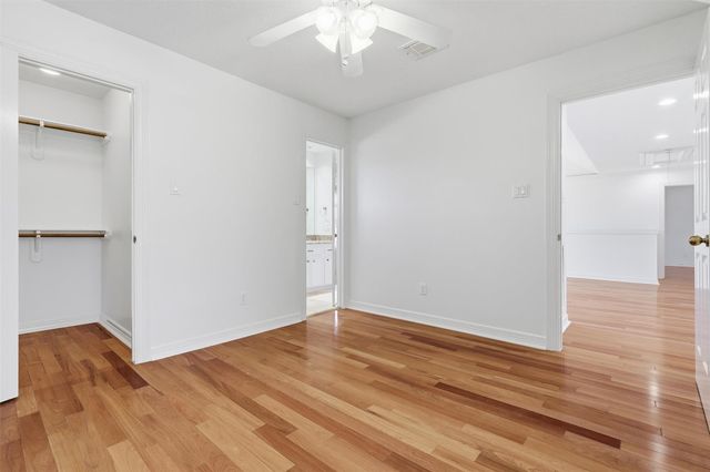 1918 Winter Knoll Way, Houston, TX 77062