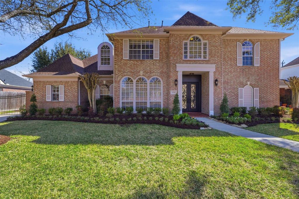1918 Winter Knoll Way, Houston, TX 77062