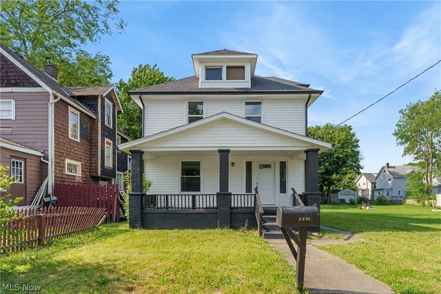 2235 Winfield Way NE, Canton, OH 44705