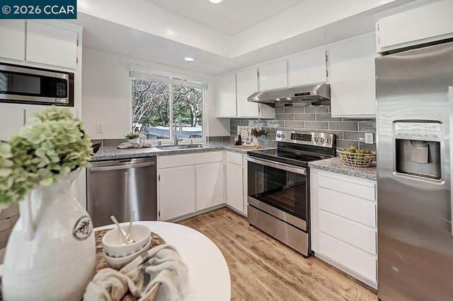 839 Terra California Dr 3, Walnut Creek, CA 94595