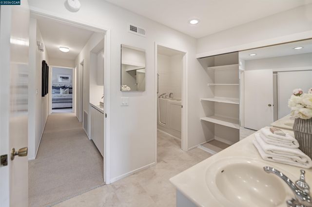 839 Terra California Dr 3, Walnut Creek, CA 94595