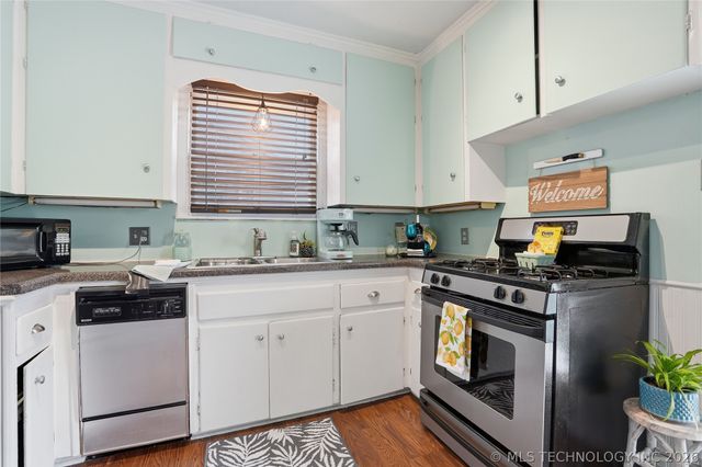 4953 S Detroit Avenue, Tulsa, OK 74105