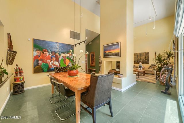3047 E STELLA Lane, Phoenix, AZ 85016