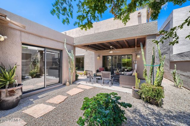 3047 E STELLA Lane, Phoenix, AZ 85016