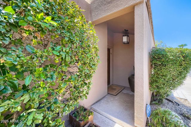 3047 E STELLA Lane, Phoenix, AZ 85016