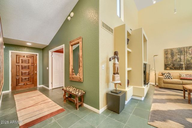 3047 E STELLA Lane, Phoenix, AZ 85016