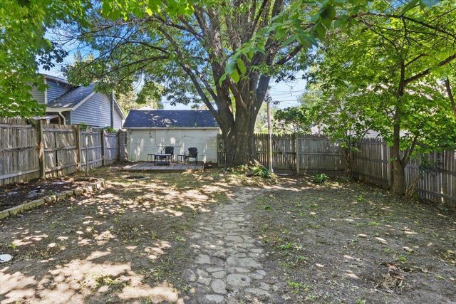 399 Curtice Street E, Saint Paul, MN 55107