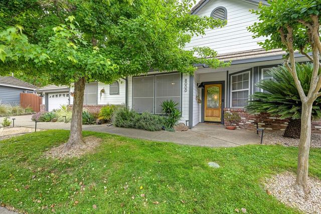8000 Auburn Oaks Village Ln, Citrus Heights, CA 95610