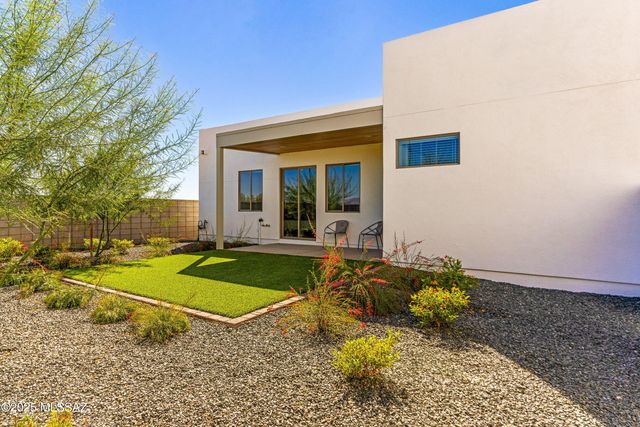 1184 E Liggins Street, Tucson, AZ 85713