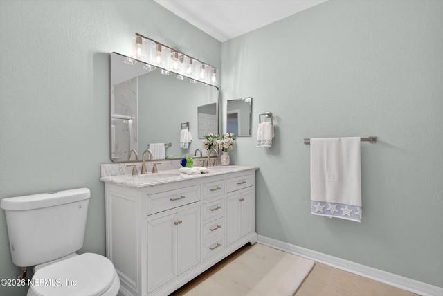 1800 THE GREENS Way 302, Jacksonville Beach, FL 32250