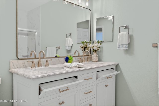 1800 THE GREENS Way 302, Jacksonville Beach, FL 32250