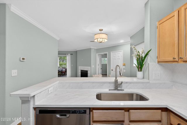 1800 THE GREENS Way 302, Jacksonville Beach, FL 32250