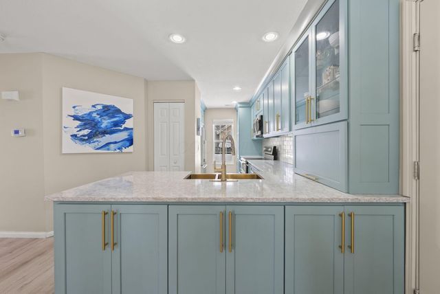 3651 Colonial Drive, Hilliard, OH 43026