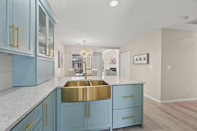 3651 Colonial Drive, Hilliard, OH 43026