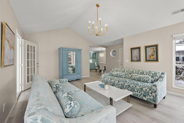 3651 Colonial Drive, Hilliard, OH 43026