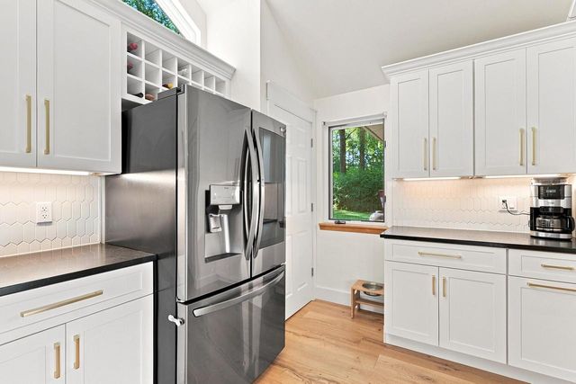 19800 W Briar Ridge DRIVE, Brookfield, WI 53045